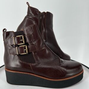 MARROQUI SANCHEZ BROWN WEDGE HEEL LEATHER BOOTIES‎